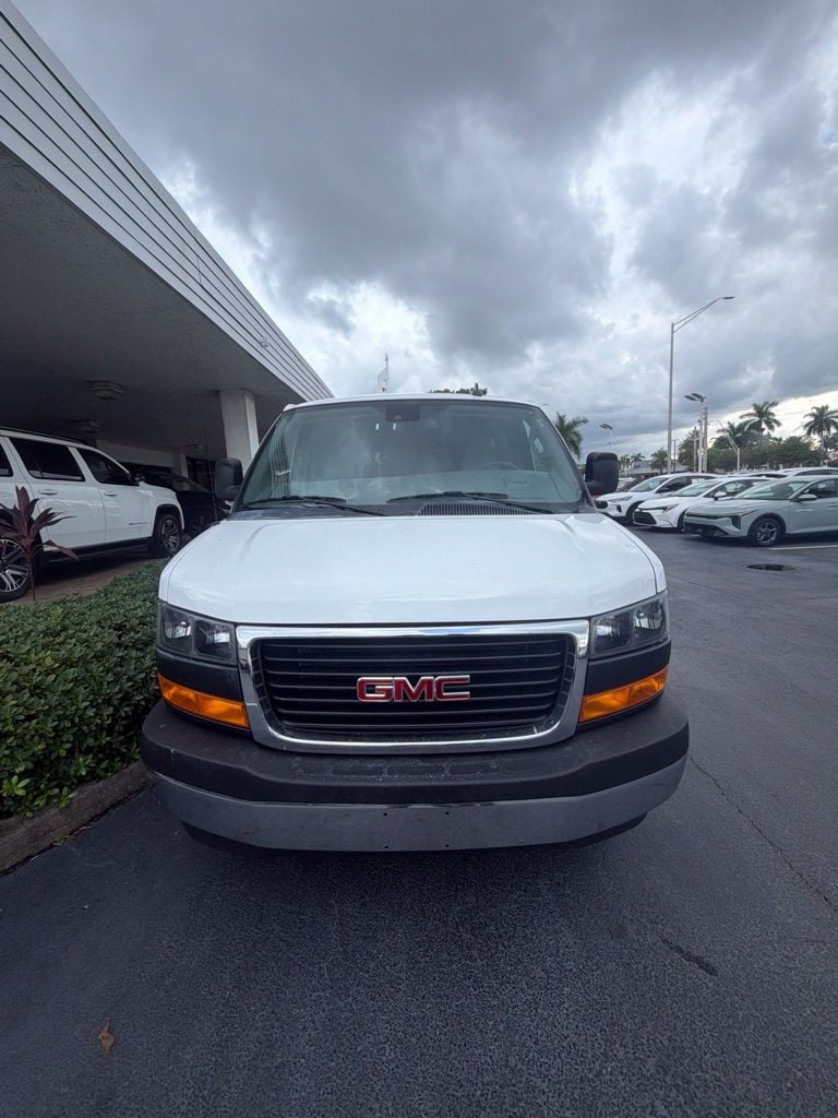 gmc savana passenger 2025 1GJZ7PFP5S1193316 image gmc savana passenger 2025 1GJZ7PFP5S1193316 image